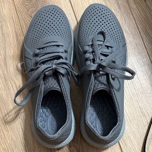 CROCS Gray Men's Sneakers